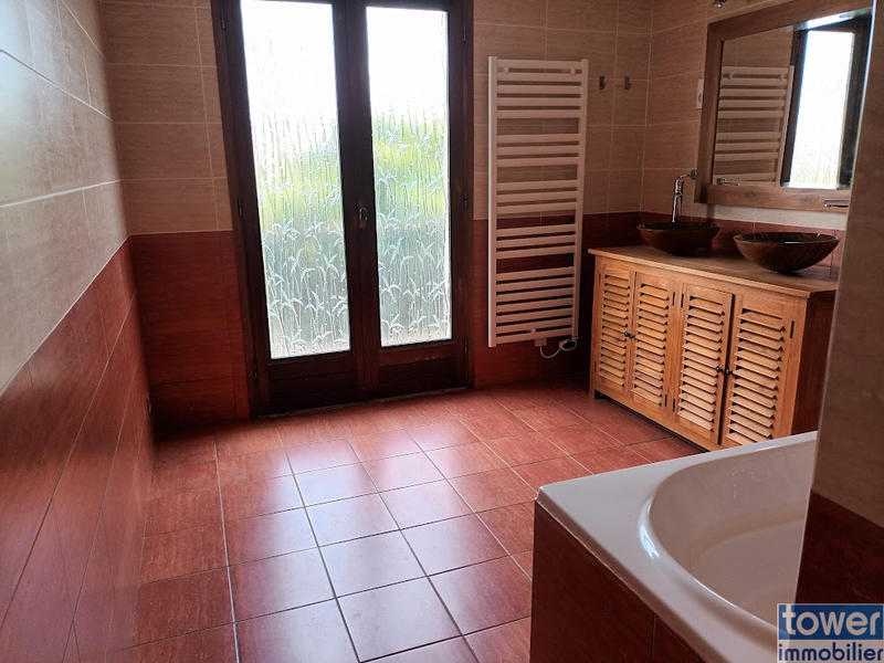 Maison - 145 m² - 5 pièces