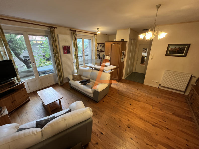 Triplex - 122 m² - 7 pièces