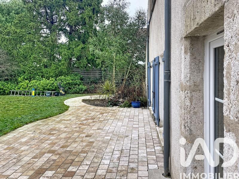 Maison - 184 m² - 9 pièces