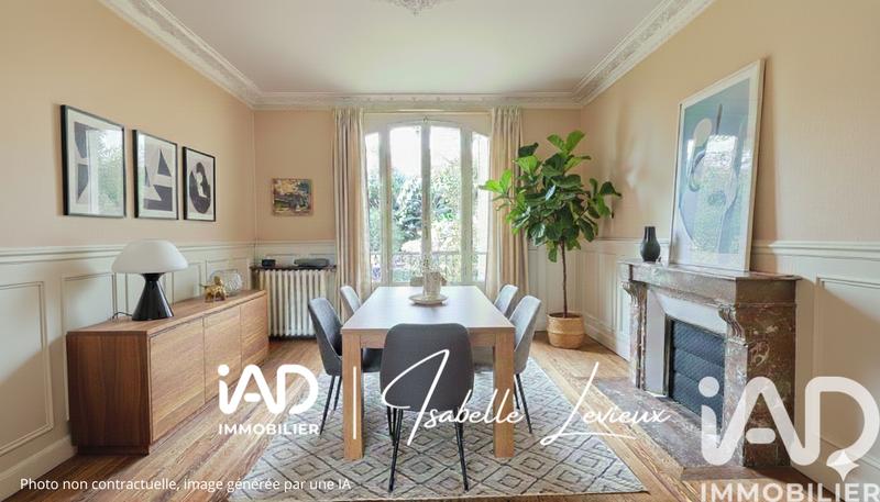 Maison - 165 m² - 11 pièces