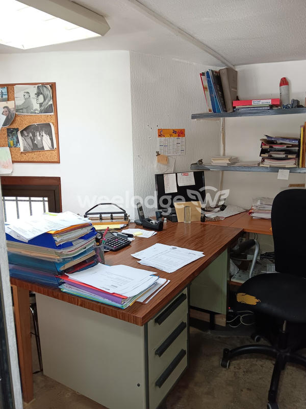 Fonds de commerce - 180 m²