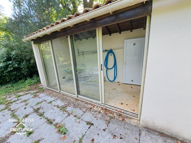 Propriété - 426 m² - 11 pièces