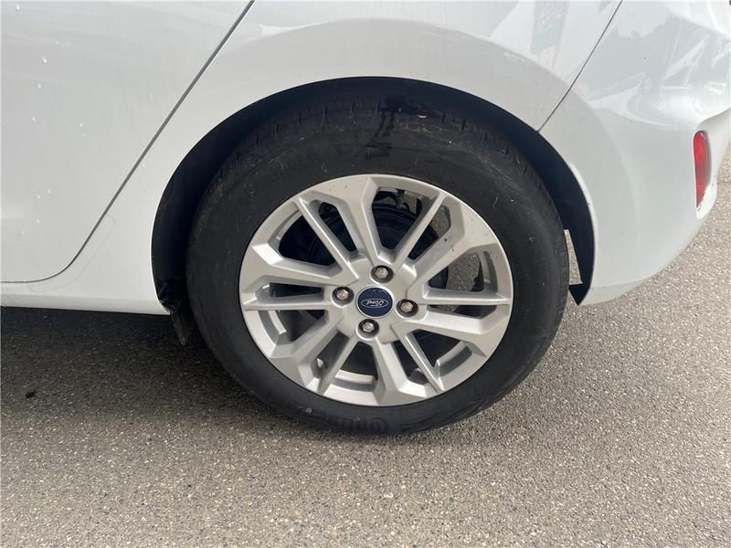 Ford Fiesta VII 1.0 Flexifuel 95 Ch s&amp;S Bvm6 Titanium Business