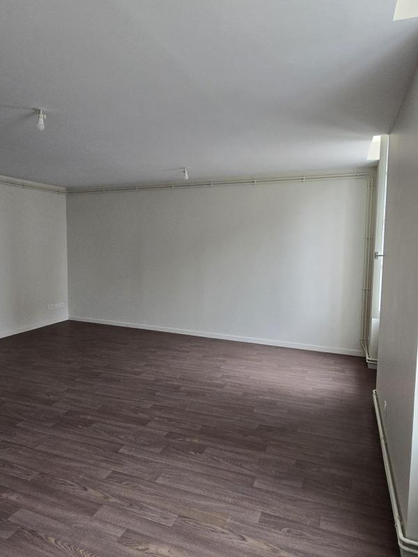 Appartement - 82 m² - 3 pièces