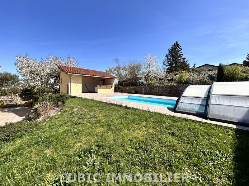 Villa - 140 m² - 7 pièces