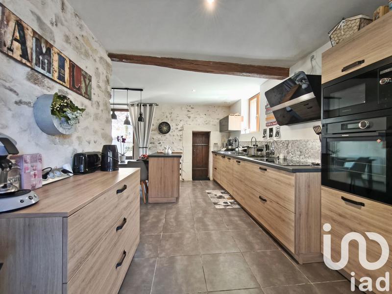 Maison - 138 m² - 7 pièces