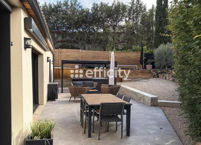 Maison - 80 m² - 3 pièces