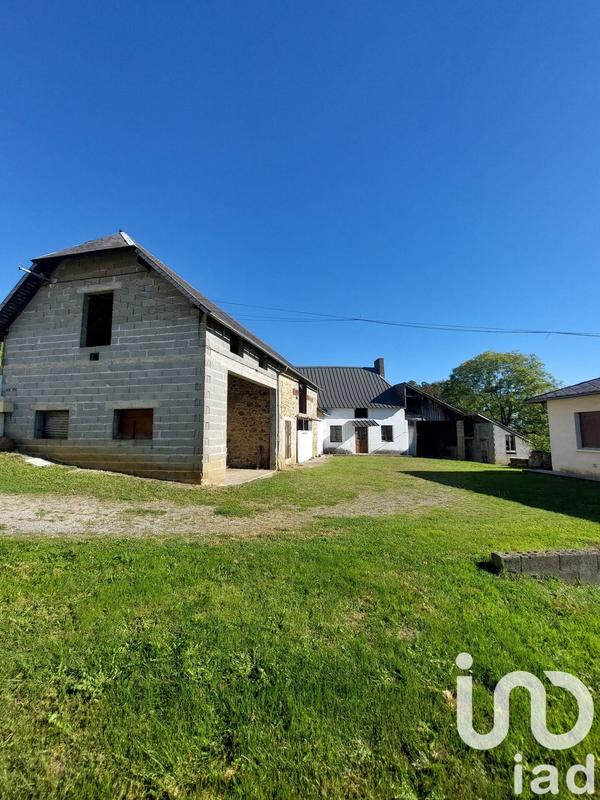 Maison - 180 m² - 8 pièces