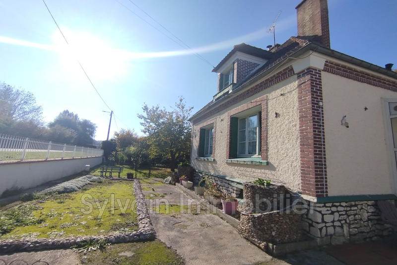 Maison - 111 m² - 4 pièces