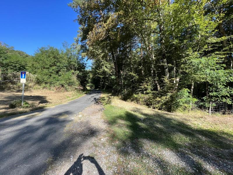 Terrain - 14 696 m²