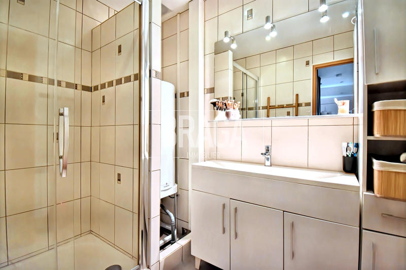 Appartement - 72 m² - 3 pièces