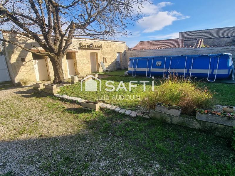 Maison - 250 m² - 8 pièces