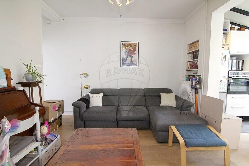 Maison - 94 m² - 6 pièces