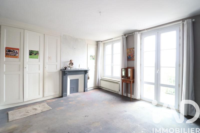 Maison - 310 m² - 12 pièces