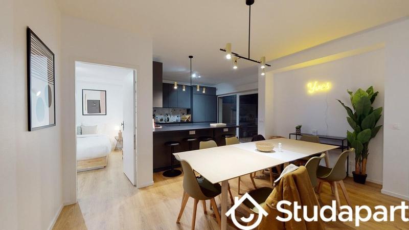 Chambre - 11 m² - 1 pièce