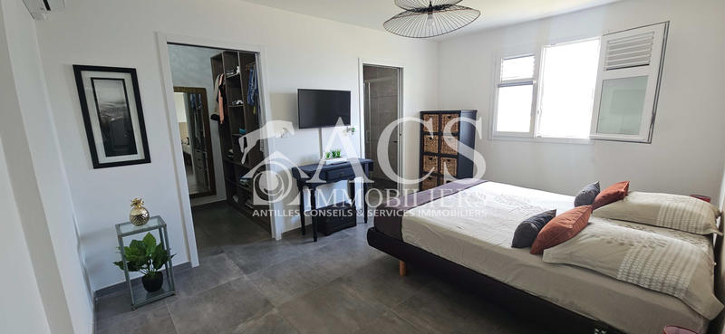 Appartement - 128 m² - 4 pièces