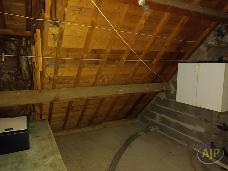 Maison - 102 m² - 5 pièces