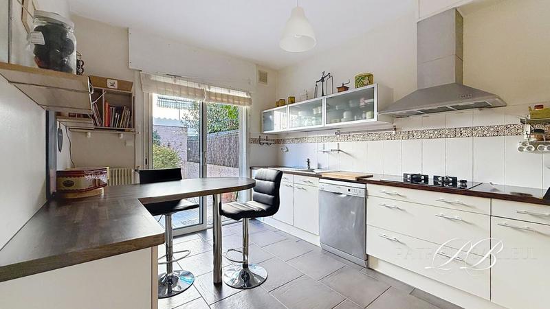 Maison - 145 m² - 5 pièces