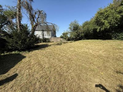 Terrain constructible - 727 m²