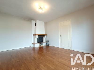 Maison - 102 m² - 4 pièces