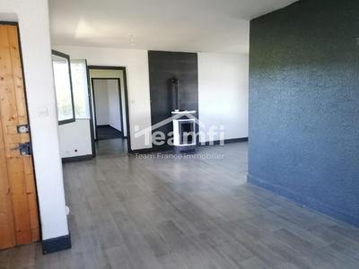 Maison - 210 m² - 5 pièces