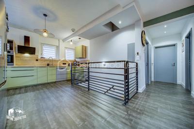 Maison de ville - 135 m² - 7 pièces