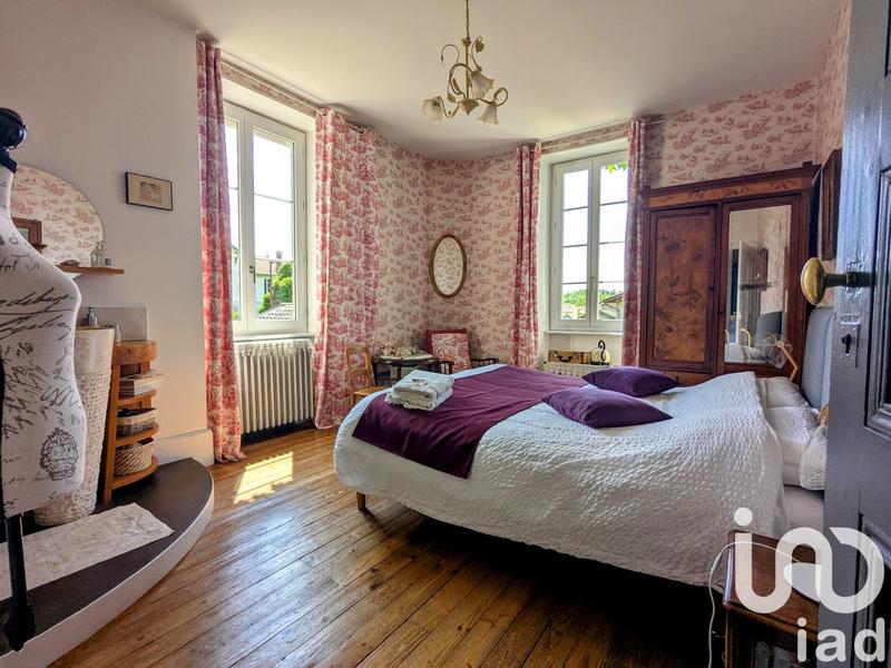 Maison - 484 m² - 16 pièces