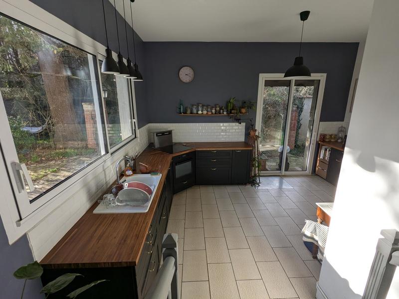 Maison - 250 m² - 10 pièces