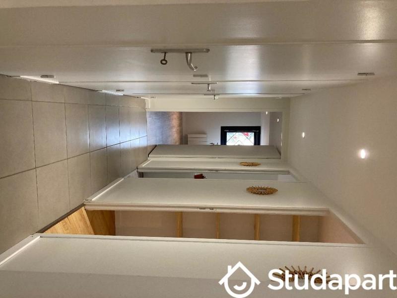 Chambre - 11 m² - 1 pièce