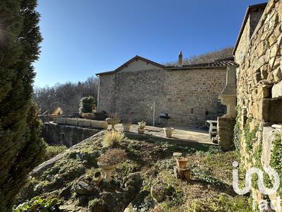 Maison de village - 84 m² - 4 pièces