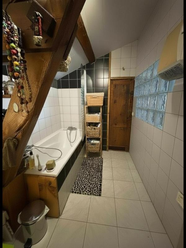 Maison - 171 m² - 7 pièces