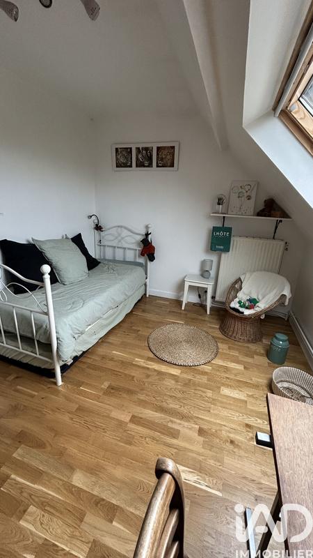 Maison - 186 m² - 7 pièces