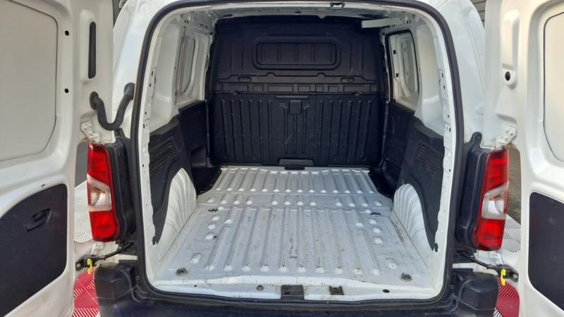 Peugeot Partner Fourgon Standard 650 Kg Bluehdi 130 Eat8 Premium