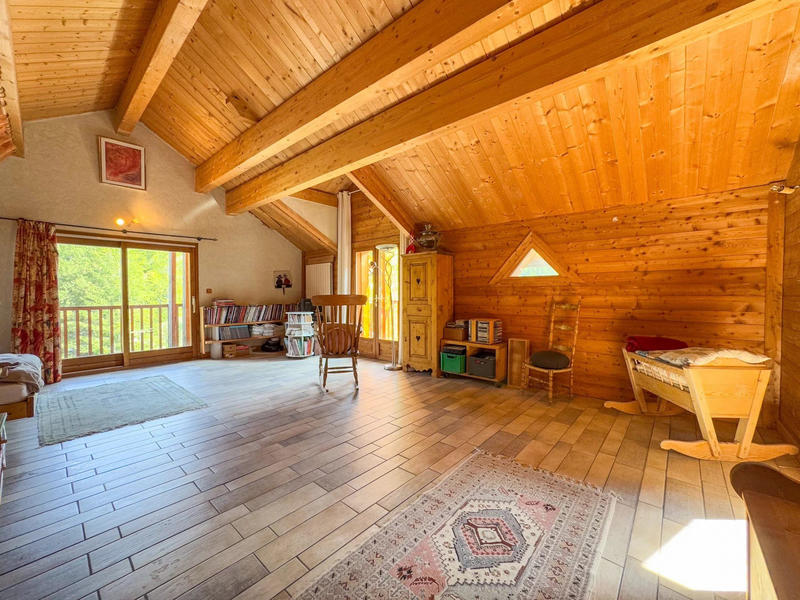 Maison - 839 m² - 14 pièces