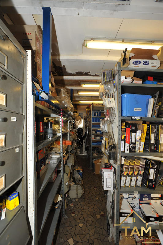 Maison - 335 m² - 10 pièces