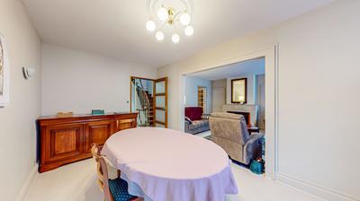 Maison - 206 m² - 9 pièces