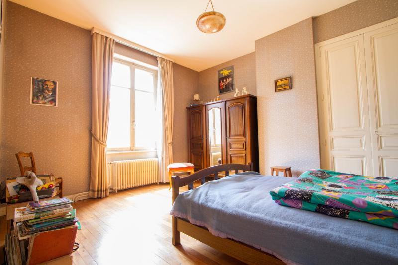 Maison - 205 m² - 8 pièces