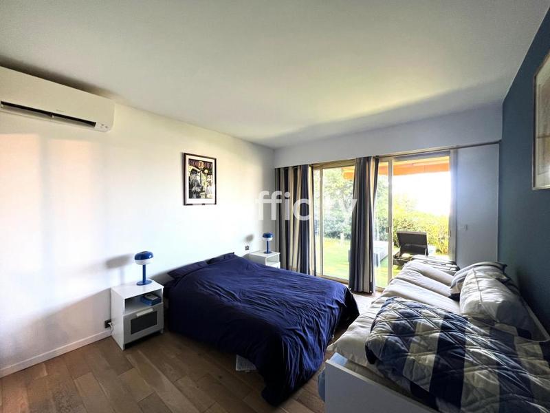 Appartement - 95 m² - 3 pièces