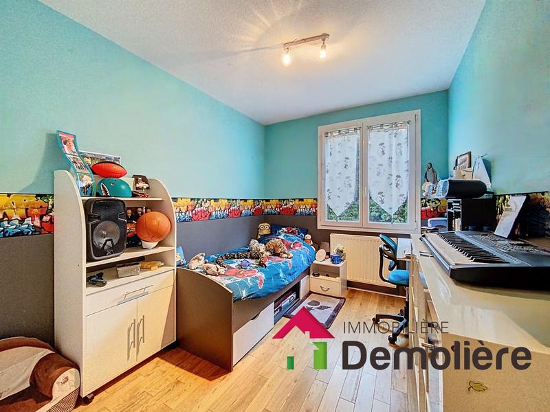 Appartement - 93 m² - 4 pièces