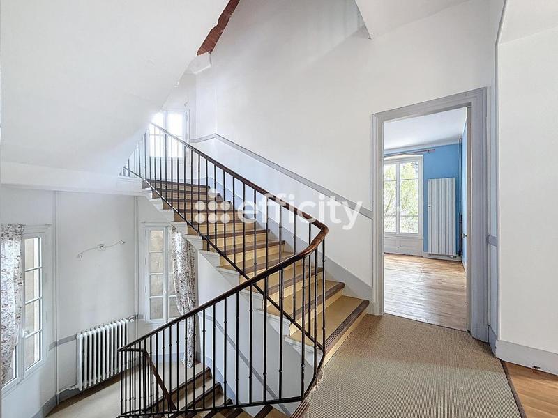 Maison bourgeoise - 278 m² - 10 pièces