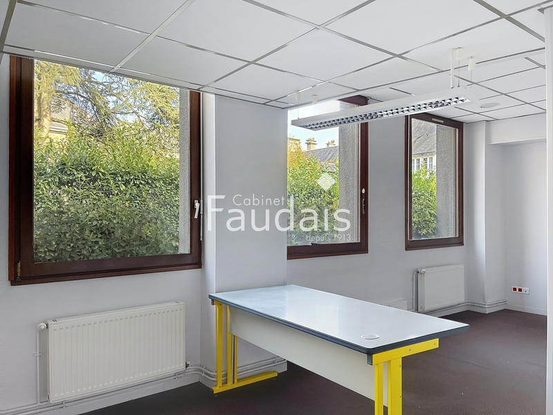 Local commercial - 360 m²