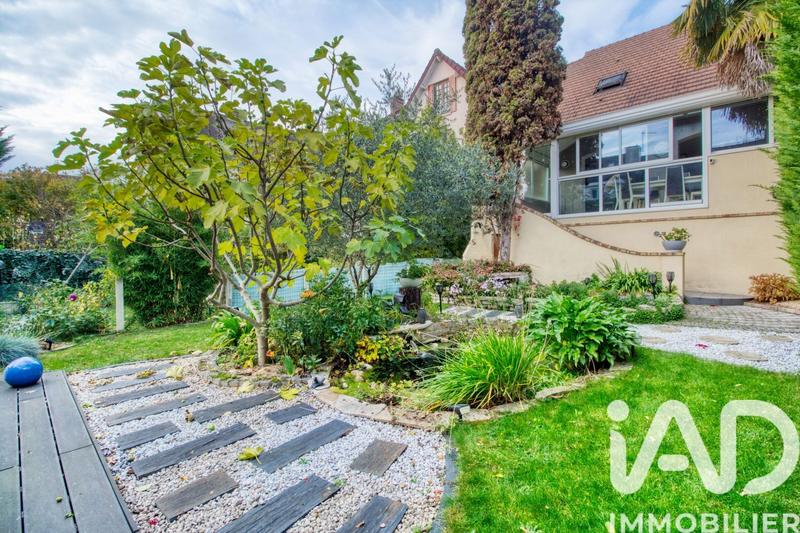 Maison - 112 m² - 6 pièces