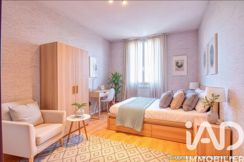 Appartement - 95 m² - 5 pièces