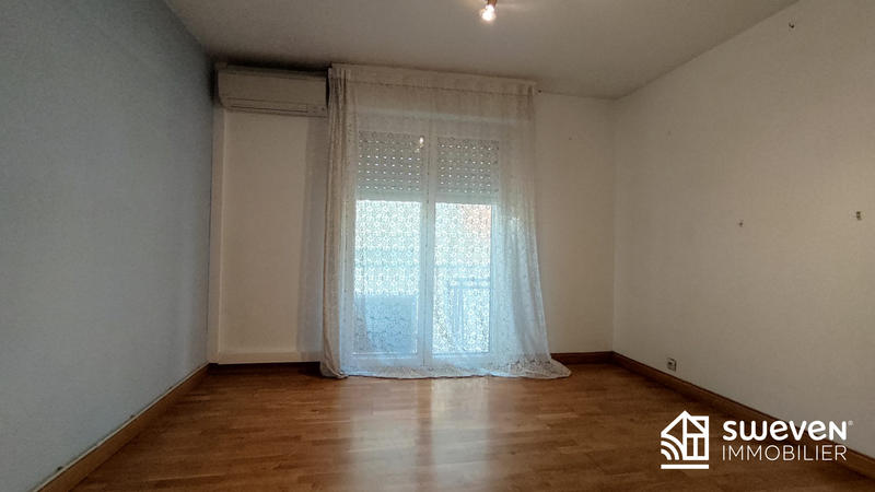 Appartement - 80 m² - 3 pièces