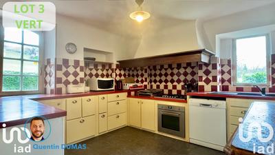 Maison - 329 m² - 29 pièces