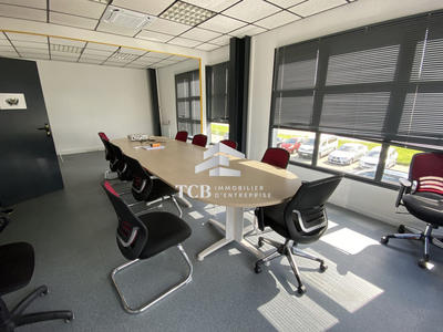 Local d'activités - 564 m²