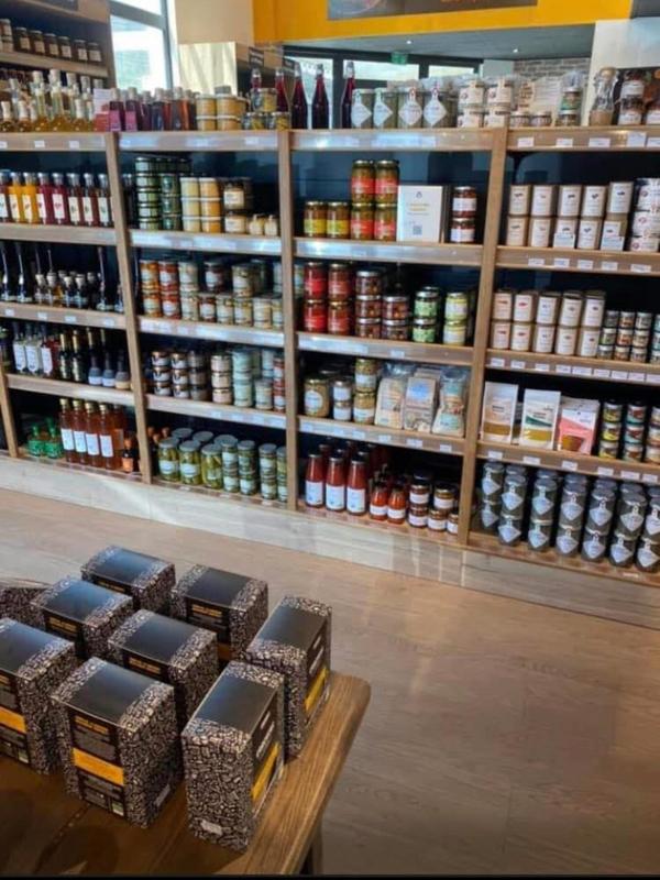 Local commercial - 147 m²