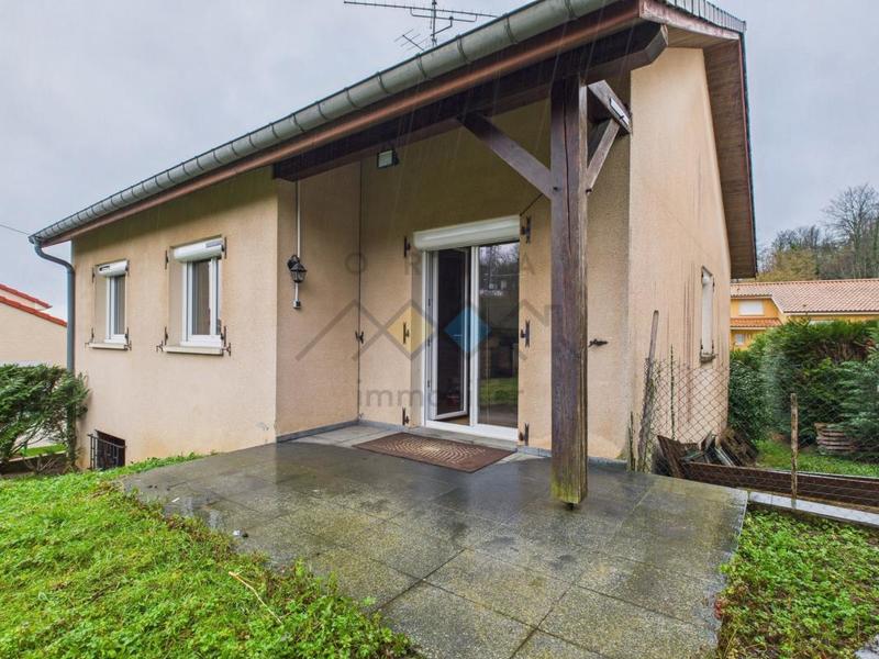 Maison - 121 m² - 7 pièces