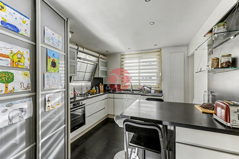 Appartement - 102 m² - 4 pièces