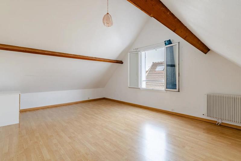 Maison - 114 m² - 6 pièces